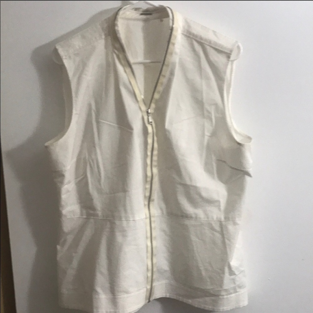 Elie Tahari cream sleeveless top